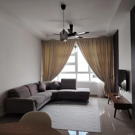 J&K Guesthouse At Palmyra Residence Kajang Exterior photo